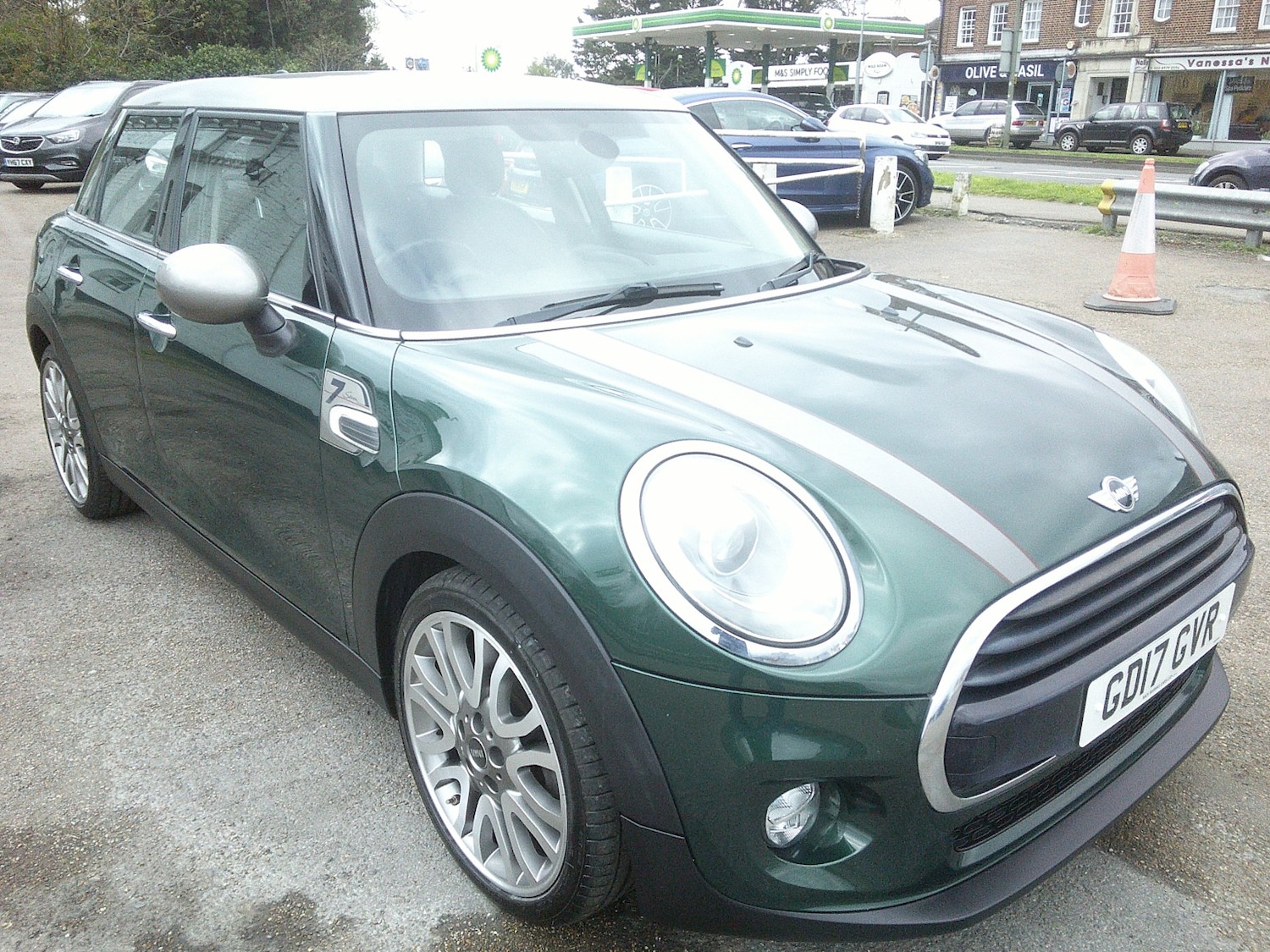Used MINI Hatch 2017 for sale - 78177160: Photo 1