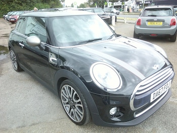 Used MINI Hatch 2017 for sale - 78820602: Photo