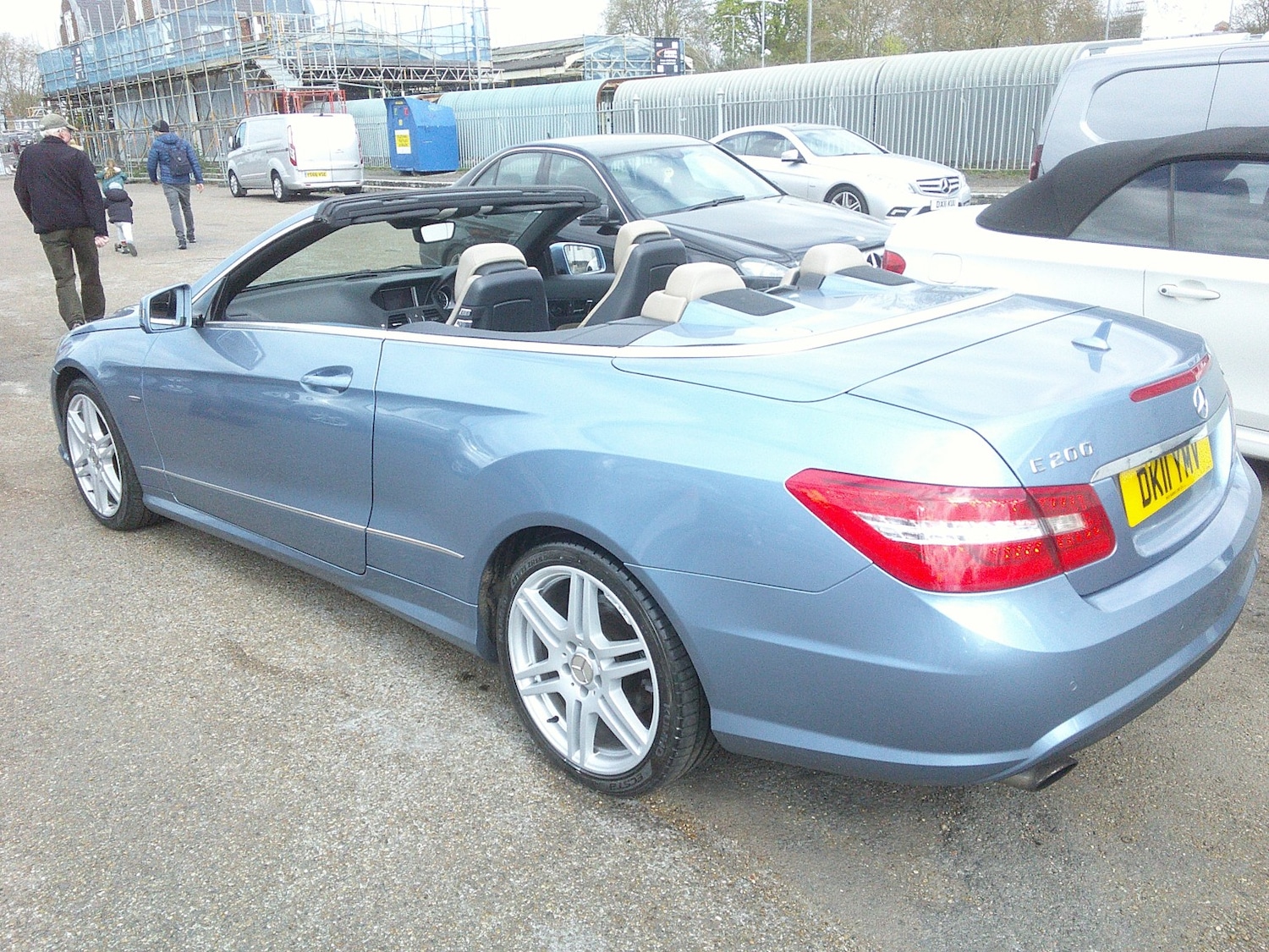 Used Mercedes-Benz E Class 2011 for sale - 78177158: Photo 4