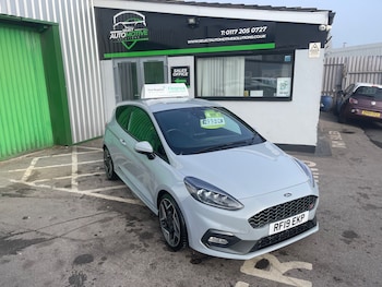 Used Ford Fiesta 2019 for sale - 77064382: Photo