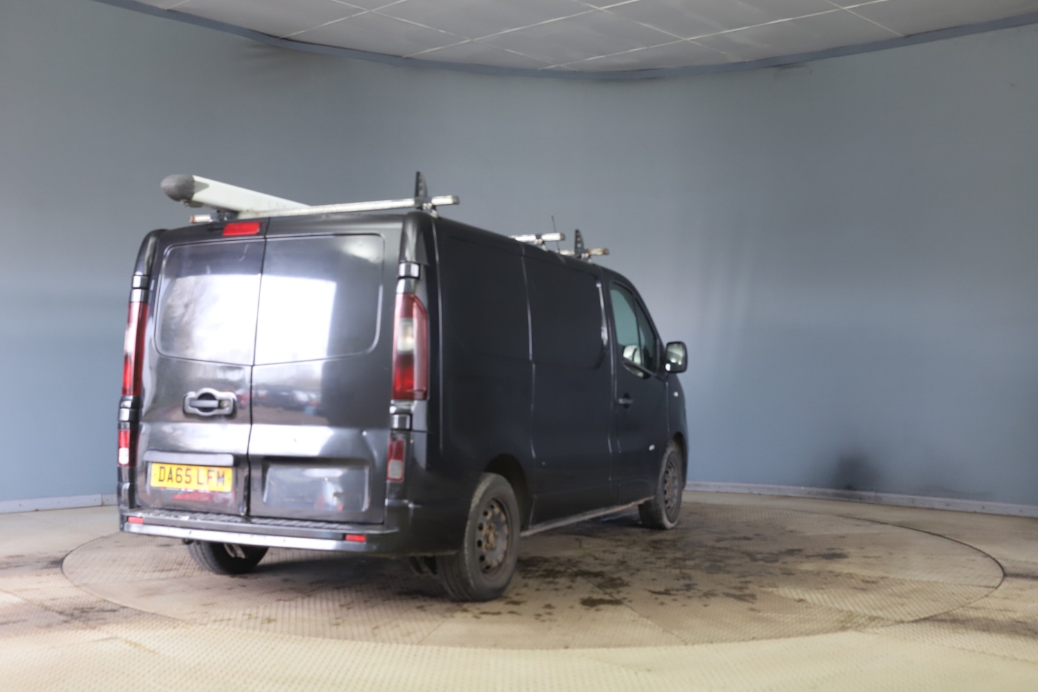 Used Vauxhall Vivaro 2015 for sale - 77935523: Photo 4