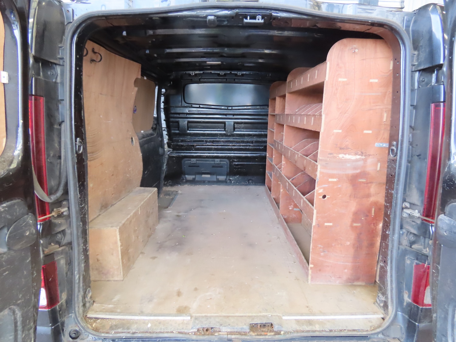 Used Vauxhall Vivaro 2015 for sale - 77935523: Photo 6