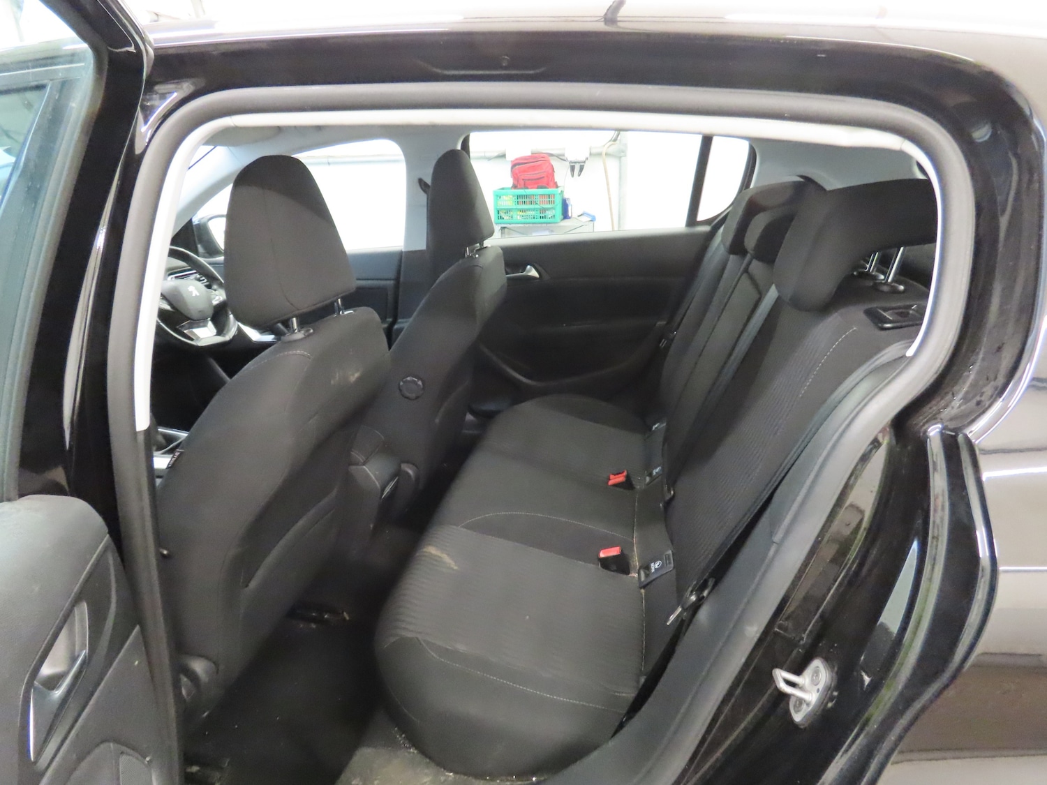 Used Peugeot 308 2015 for sale - 77703277: Photo 7