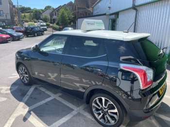 Used Ssangyong Tivoli 2016 for sale - 74729622: Photo