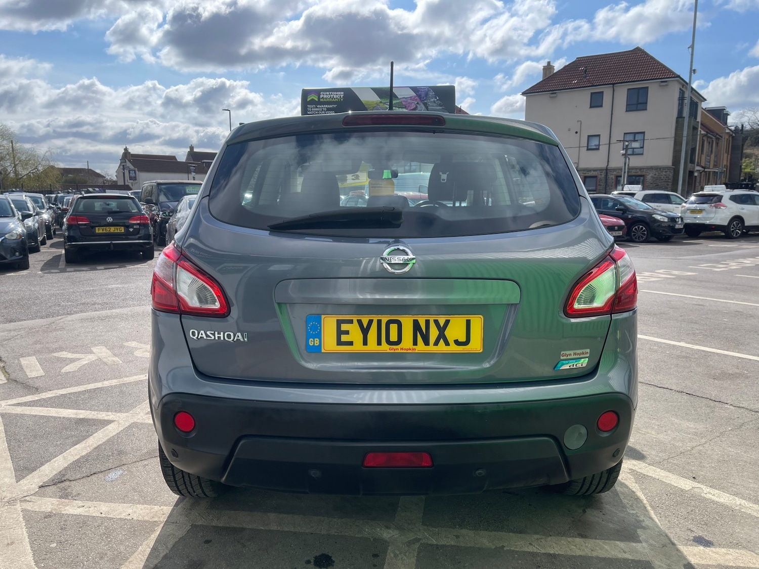 Used Nissan Qashqai 2010 for sale - 76819694: Photo 6