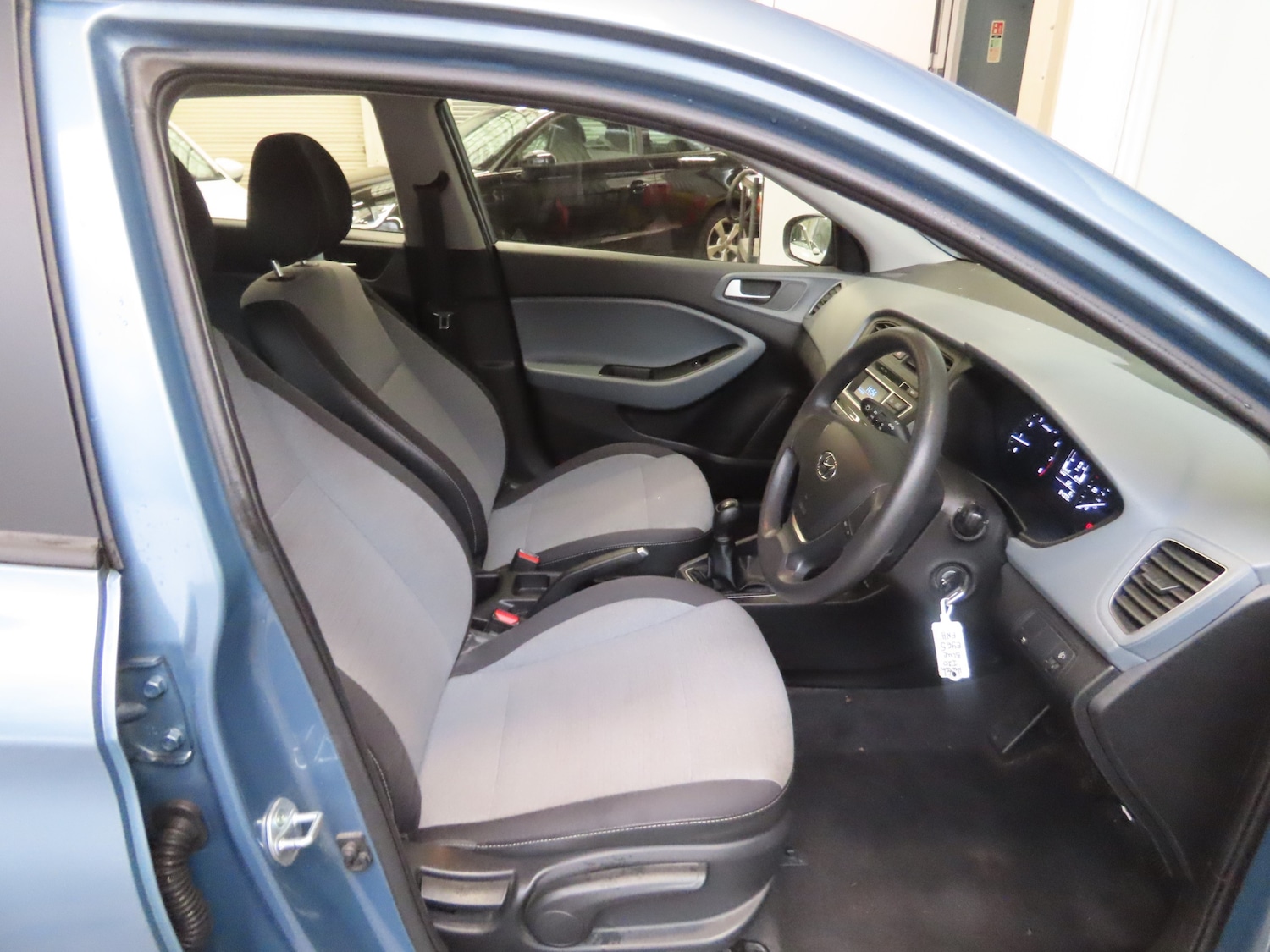 Used Hyundai i20 2015 for sale - 76949826: Photo 11