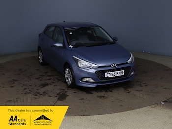 Used Hyundai i20 2015 for sale - 76949826: Photo