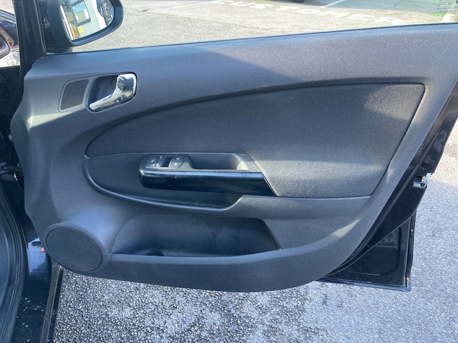 Used Vauxhall Corsa 2011 for sale - 77582529: Photo 9