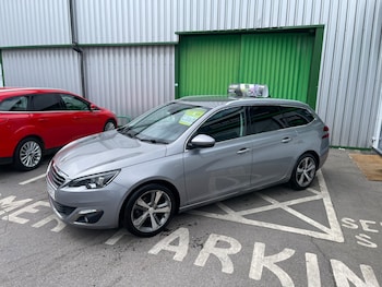 Used Peugeot 308 2014 for sale - 75216432: Photo