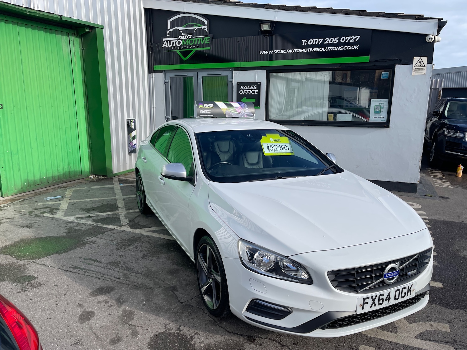Used Volvo S60 2014 for sale - 76305330: Photo 4
