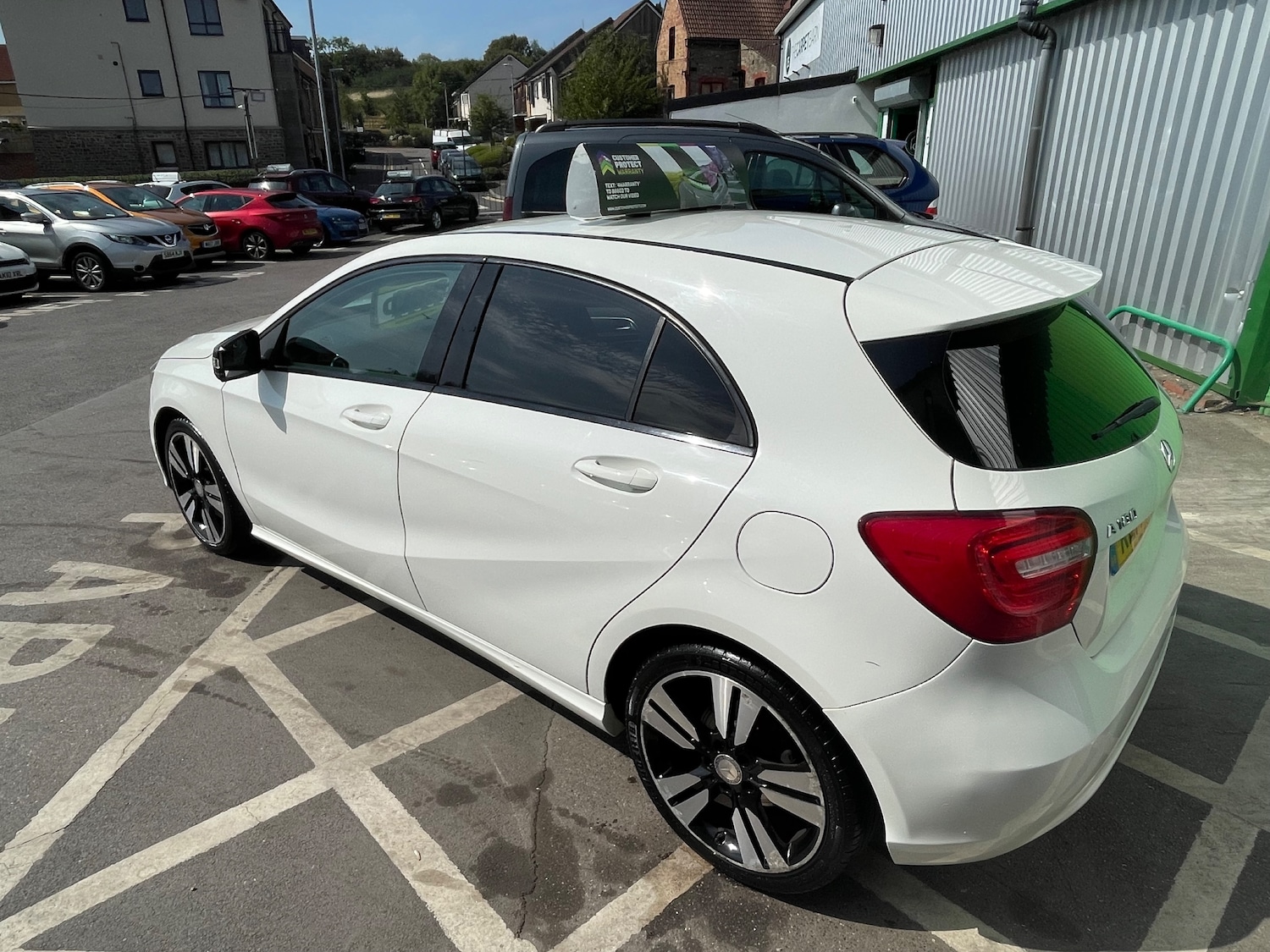 Used Mercedes-Benz A-Class 2014 for sale - 77692004: Photo 2