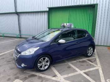 Used Peugeot 208 2013 for sale - 74729624: Photo