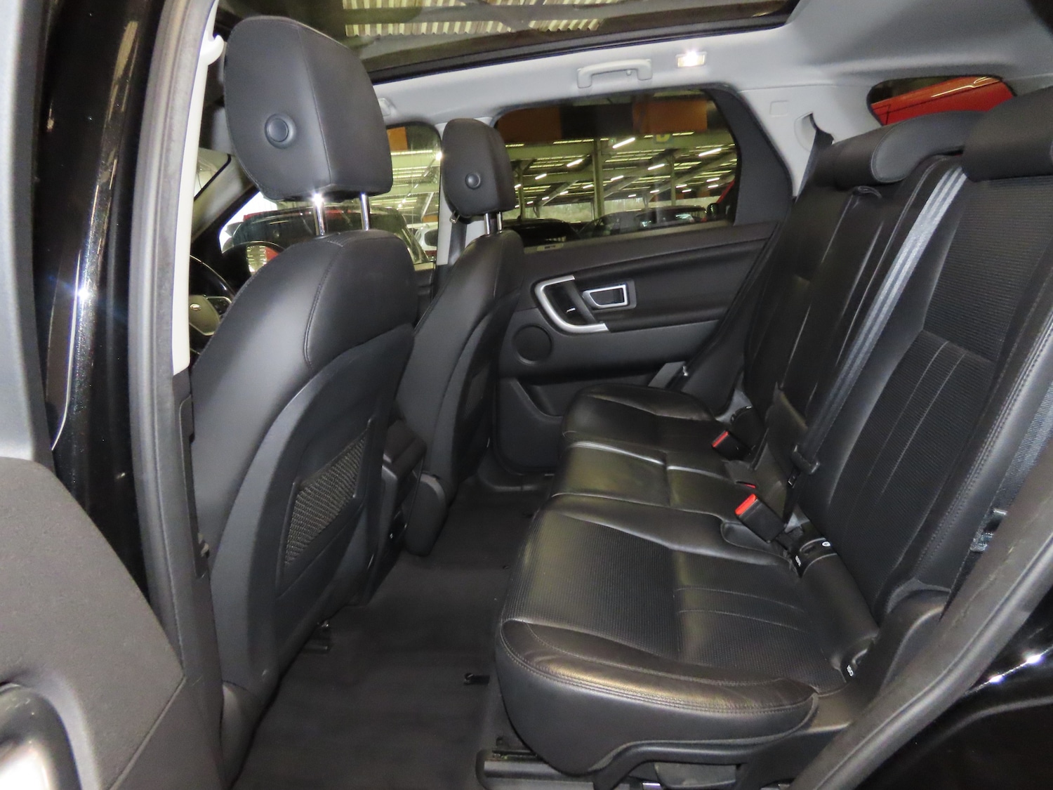 Used Land Rover Discovery Sport 2017 for sale - 77382057: Photo 7