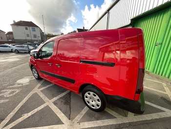 Used Peugeot Partner 2015 for sale - 76590687: Photo