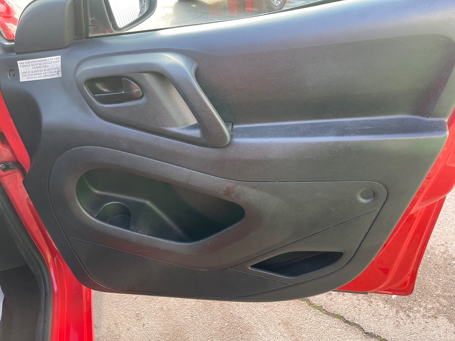 Used Peugeot Partner 2015 for sale - 76590687: Photo 8