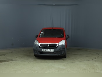 Used Peugeot 308 2015 for sale - 76508844: Photo