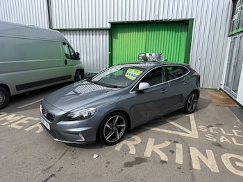 Used Volvo V40 2015 for sale - 78011895: Photo