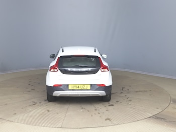 Used Volvo V40 Cross Country 2014 for sale - 76305309: Photo 3