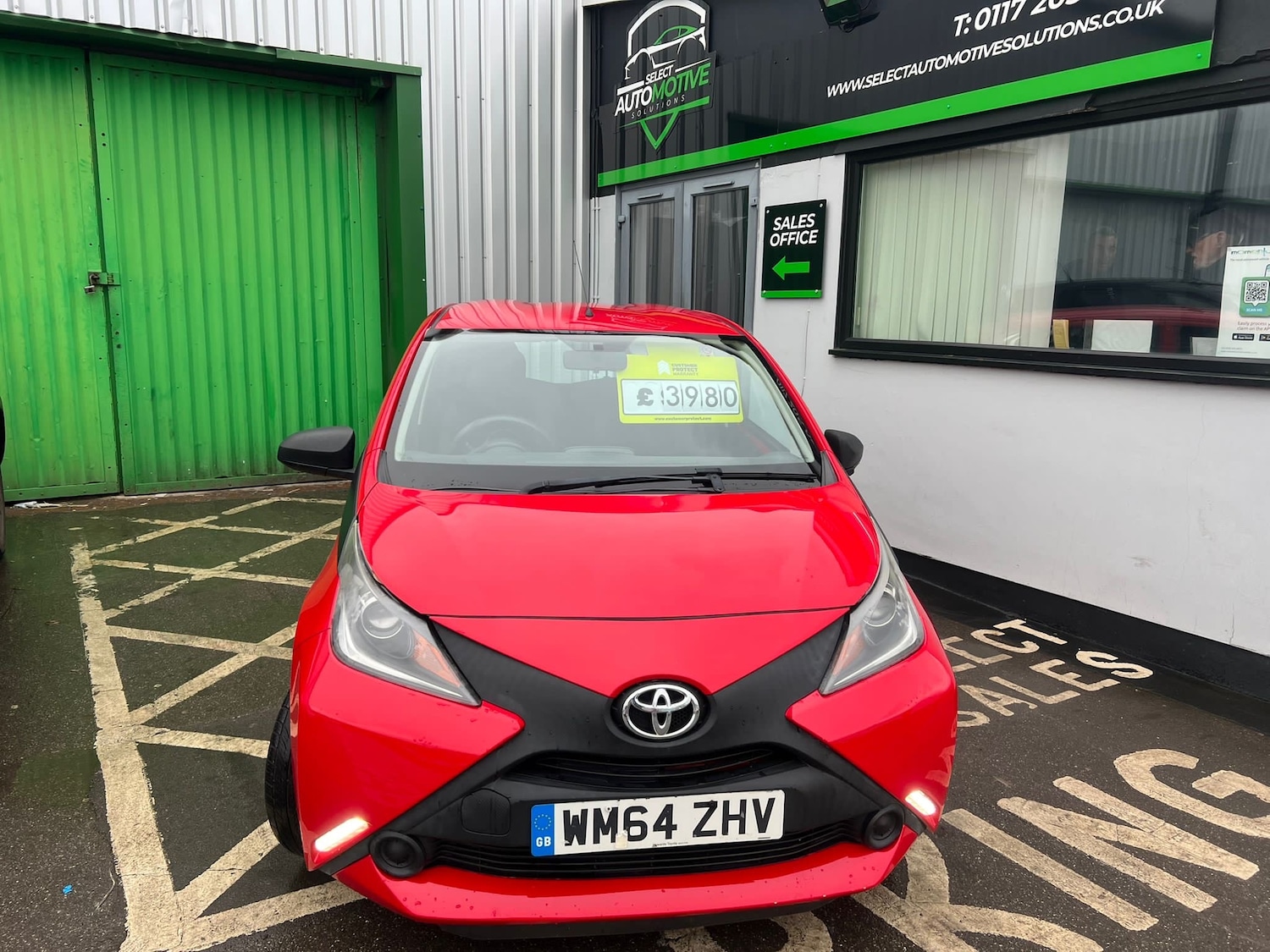Used Toyota AYGO 2015 for sale - 76896429: Photo 2