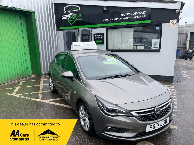 Used Vauxhall Astra 2017 for sale - 76305305: Photo 1