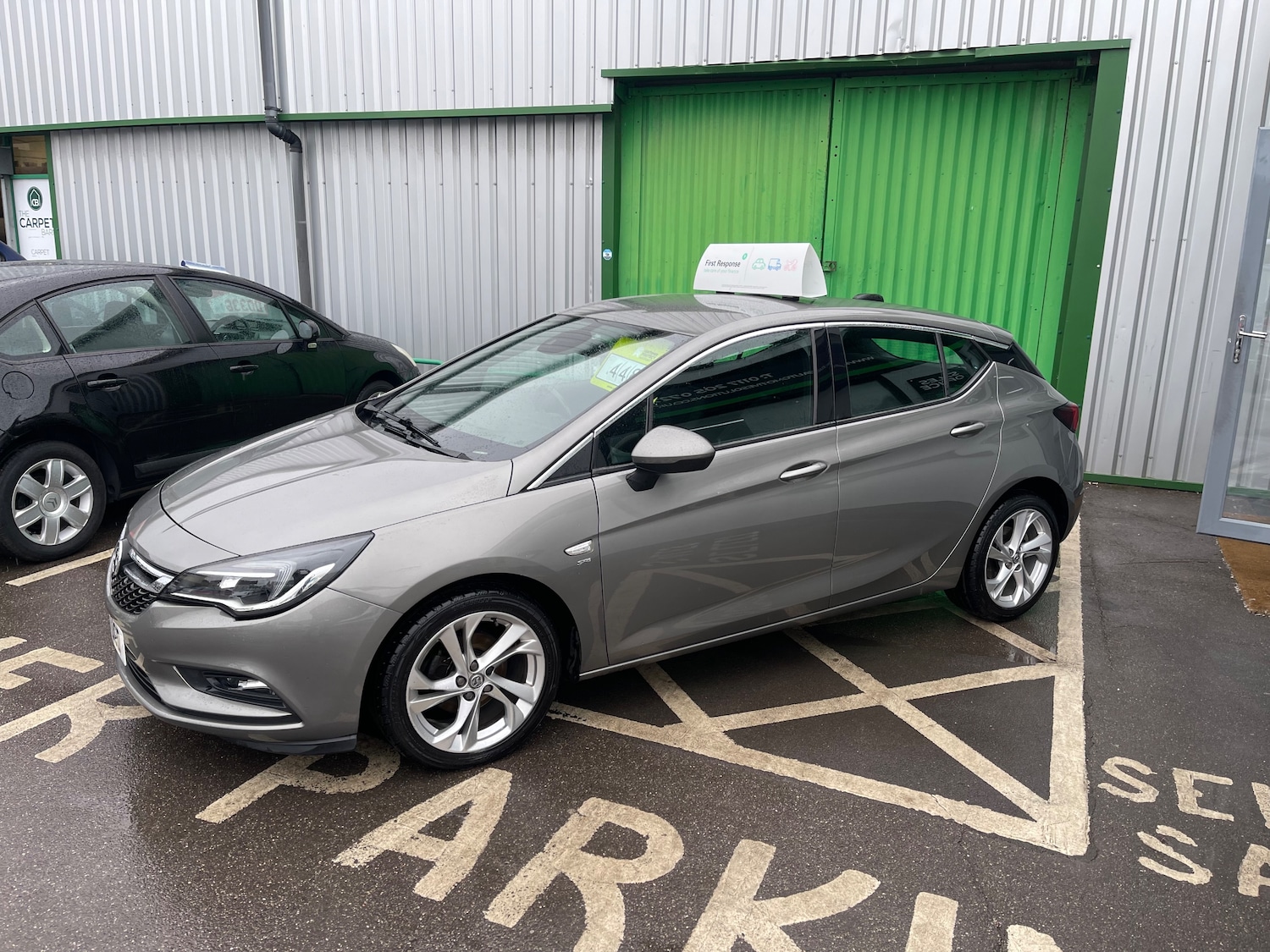 Used Vauxhall Astra 2017 for sale - 76305305: Photo 3