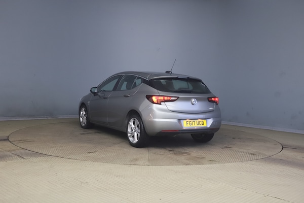 Used Vauxhall Astra 2017 for sale - 76305305: Photo 3