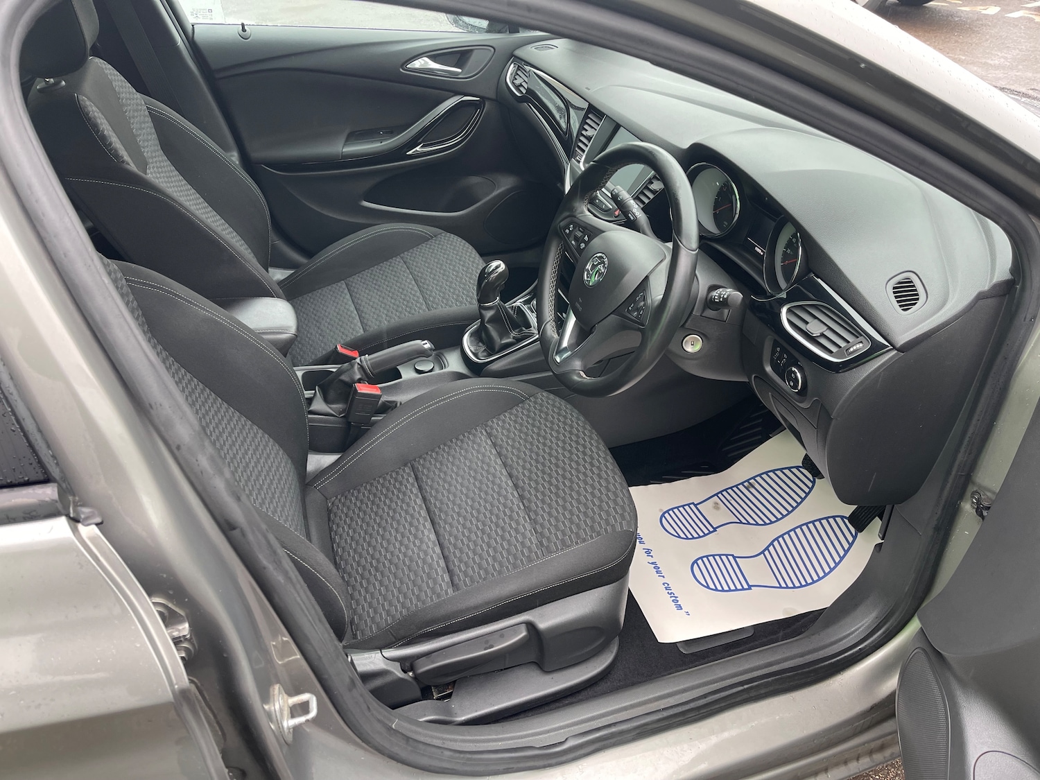 Used Vauxhall Astra 2017 for sale - 76305305: Photo 9