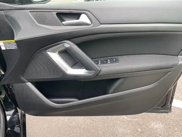 Used Peugeot 308 2016 for sale - 76211699: Photo 10