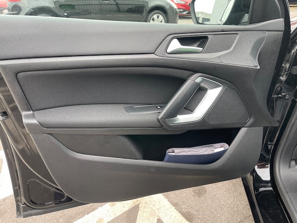Used Peugeot 308 2016 for sale - 76211699: Photo 12