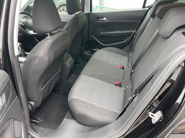 Used Peugeot 308 2016 for sale - 76211699: Photo 13