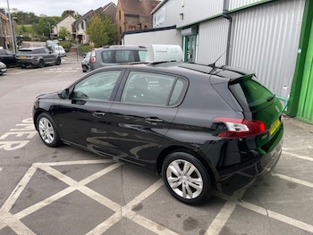 Used Peugeot 308 2016 for sale - 76211699: Photo 4