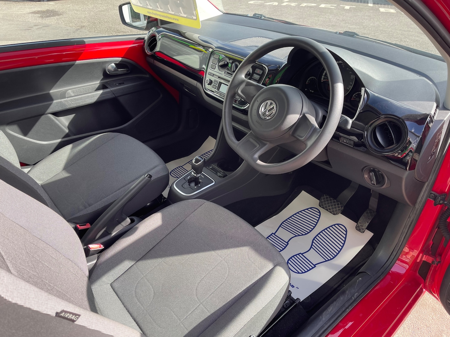 Used Volkswagen up! 2025 for sale - 76211721: Photo 8