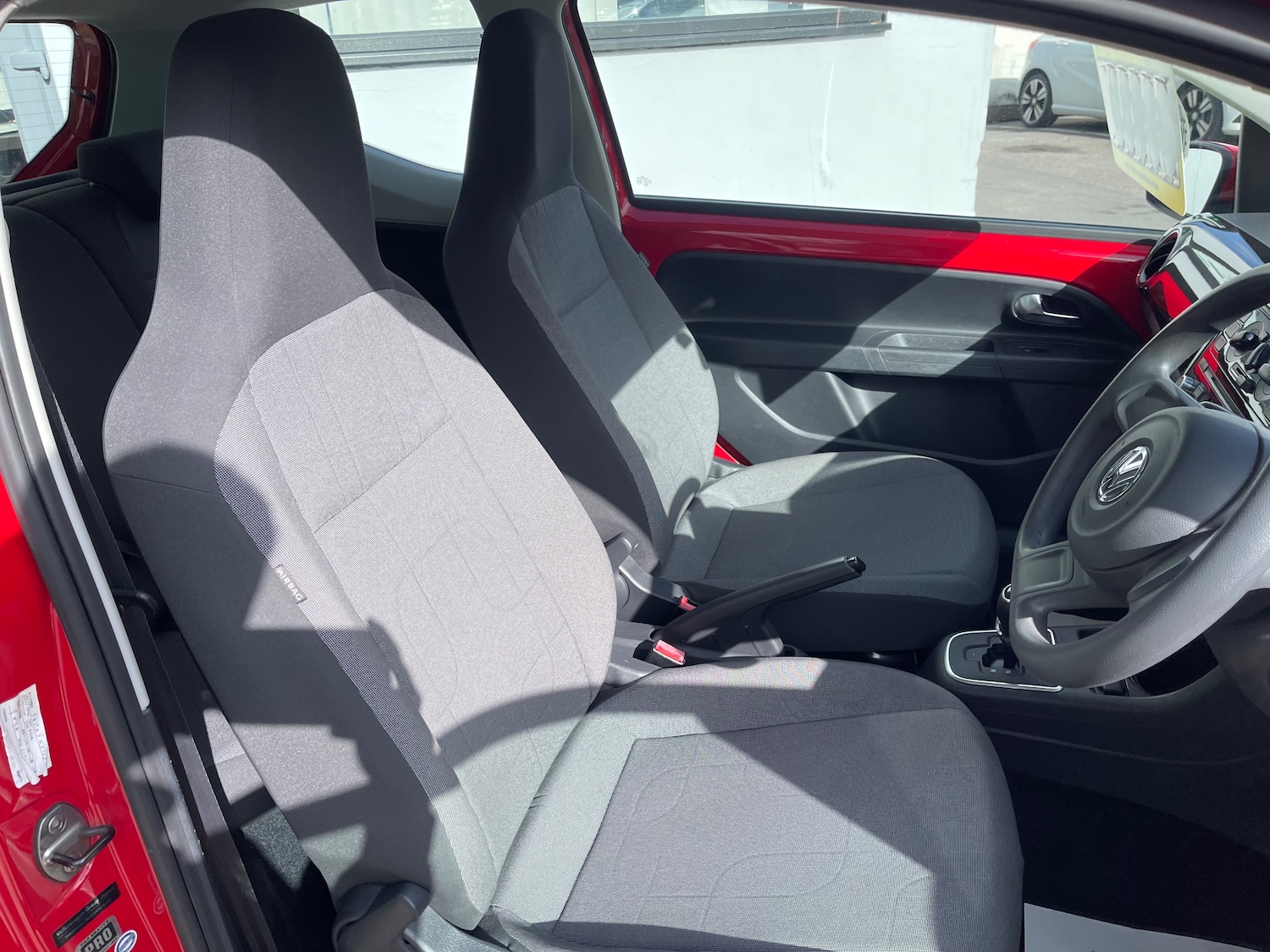 Used Volkswagen up! 2025 for sale - 76211721: Photo 9