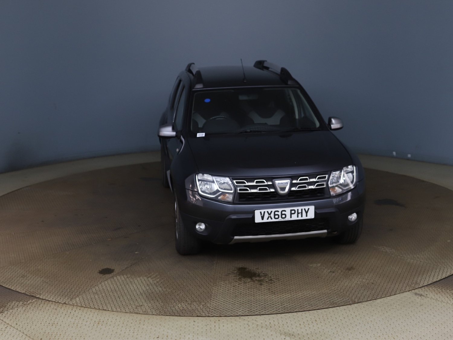 Used Dacia Duster 2016 for sale - 76466240: Photo 2