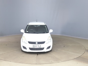 Used Suzuki Swift 2012 for sale - 76324512: Photo 2