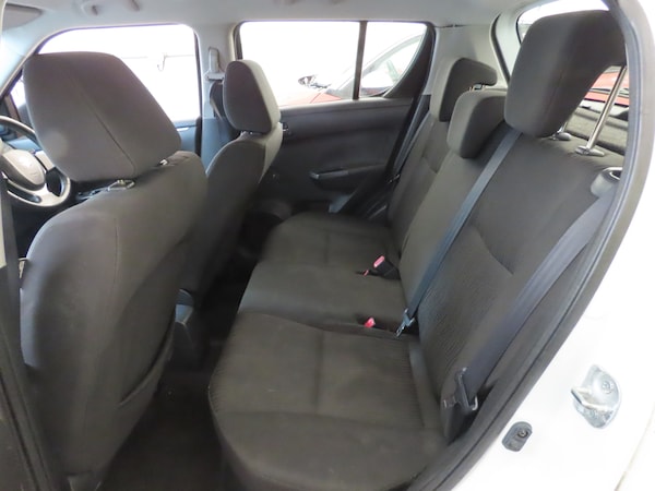 Used Suzuki Swift 2012 for sale - 76324512: Photo 6