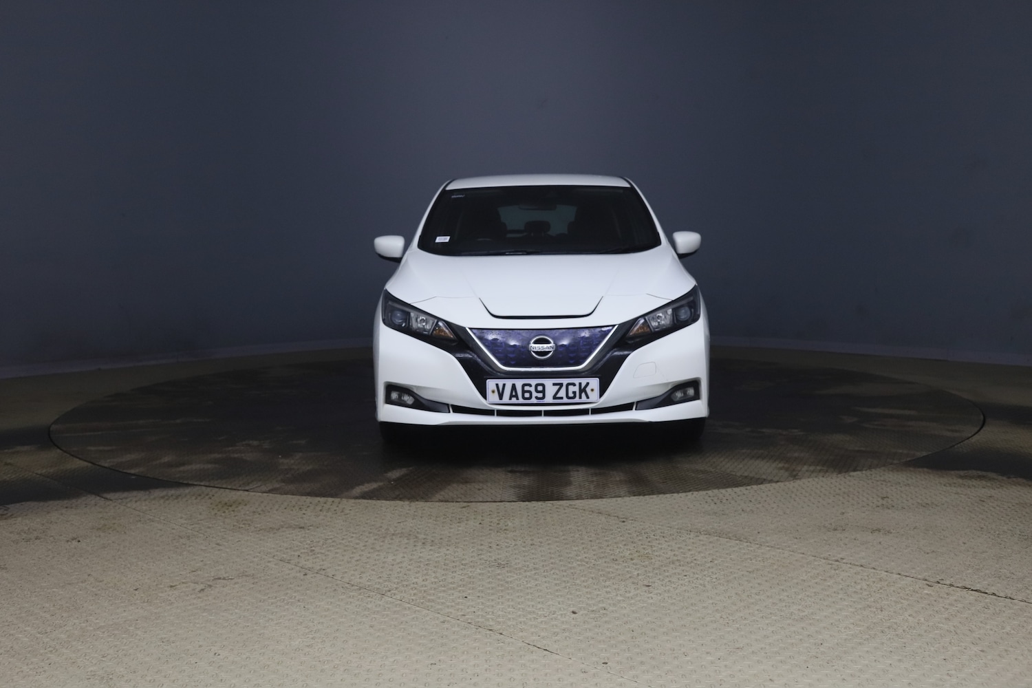 Used Nissan Leaf 2020 for sale - 77450887: Photo 2