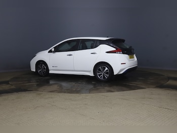 Used Nissan Leaf 2020 for sale - 77450887: Photo