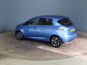 Used Renault Zoe 2017 for sale - 78029120: Photo