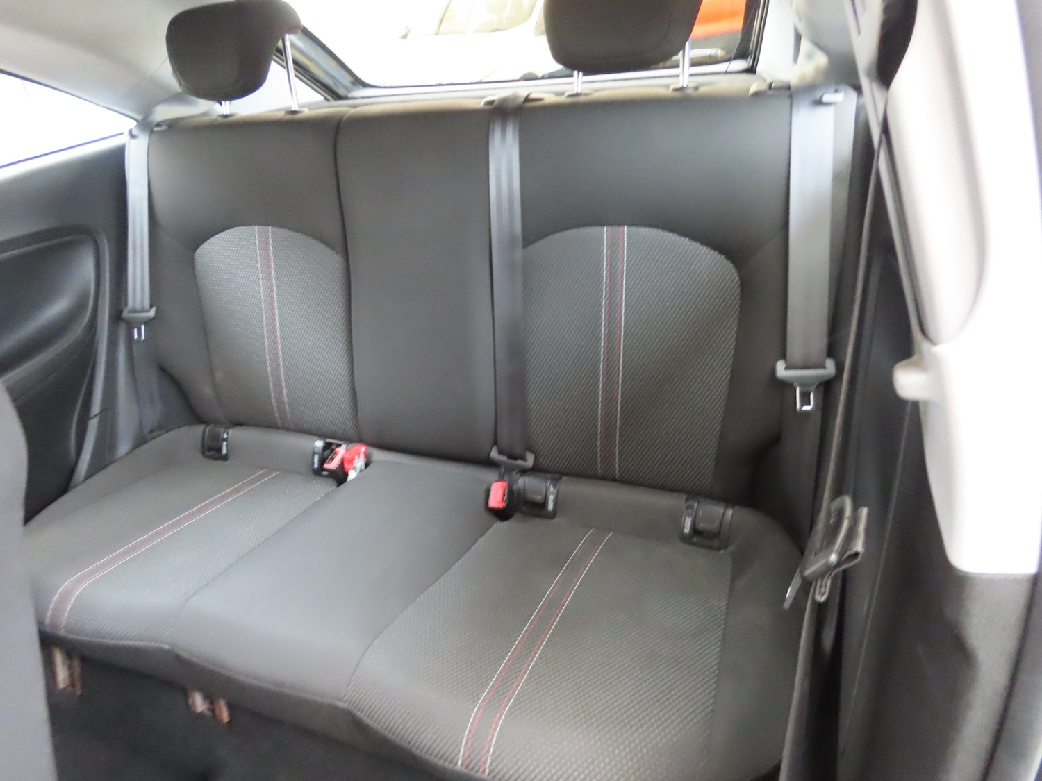 Used Vauxhall Corsa 2015 for sale - 78064987: Photo 5