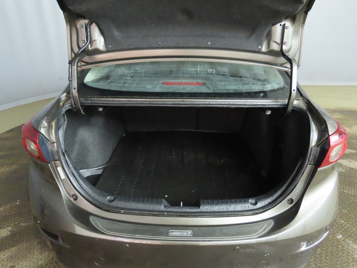 Used Mazda Mazda3 2015 for sale - 76896422: Photo 10