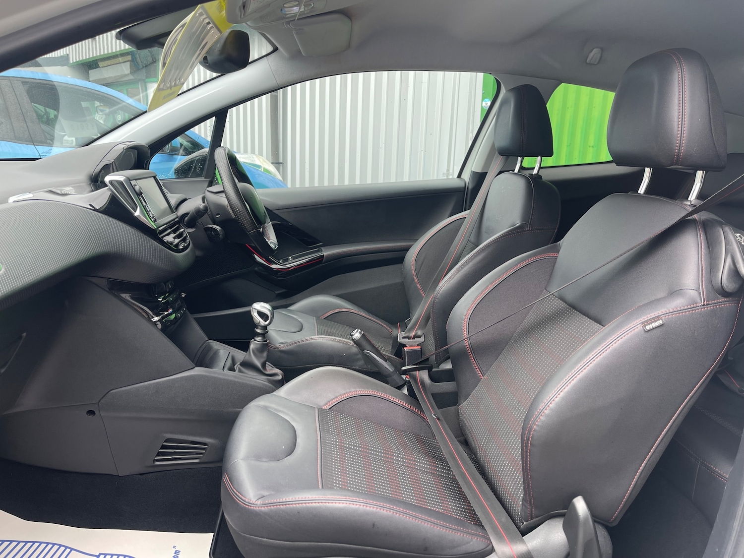 Used Peugeot 208 2015 for sale - 77168051: Photo 12