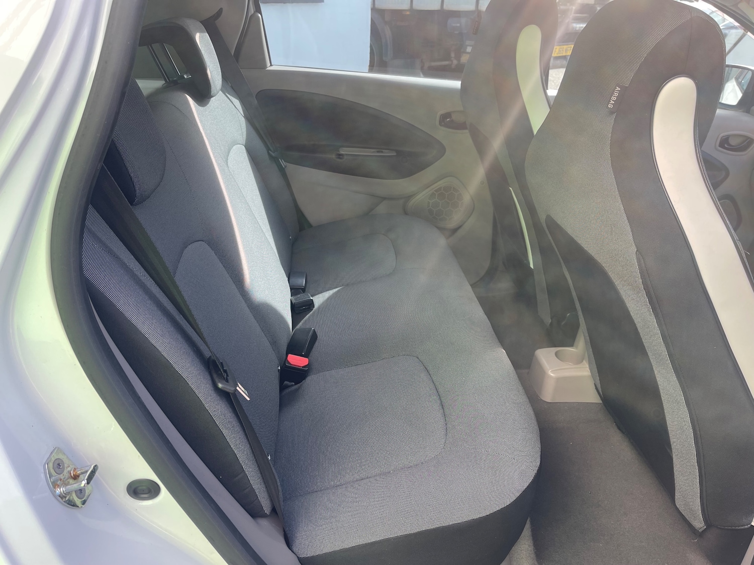 Used Renault Zoe 2015 for sale - 75937907: Photo 15