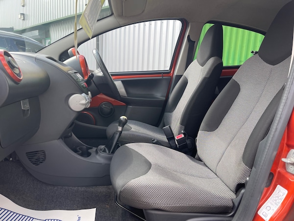 Used Toyota AYGO 2012 for sale - 75620967: Photo 11