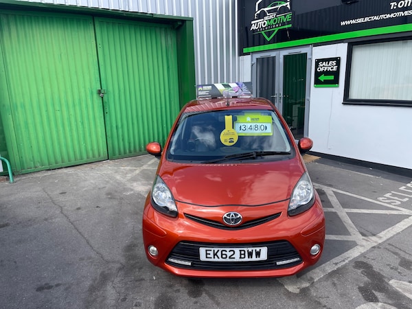 Used Toyota AYGO 2012 for sale - 75620967: Photo 2