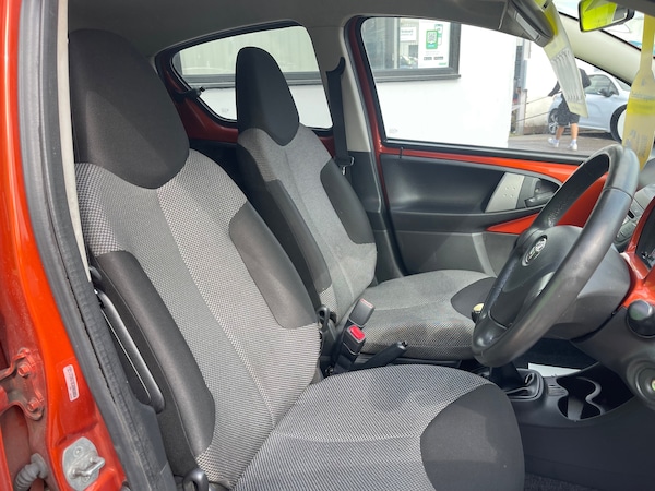 Used Toyota AYGO 2012 for sale - 75620967: Photo 8