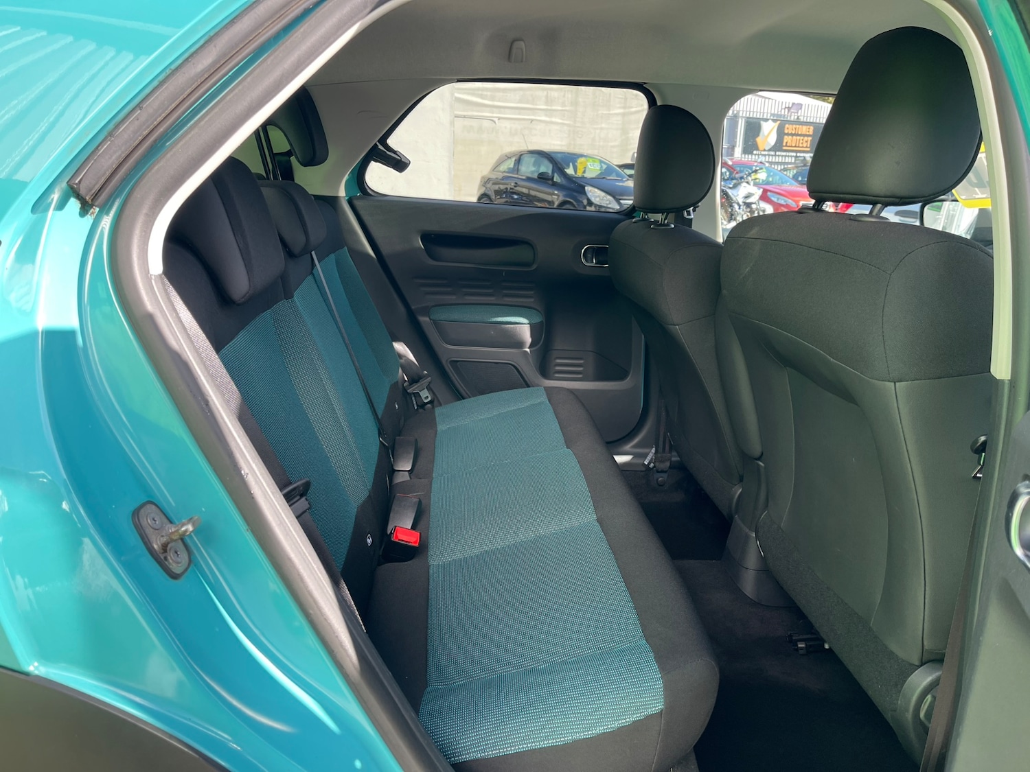 Used Citroen C4 Cactus 2016 for sale - 76697798: Photo 15