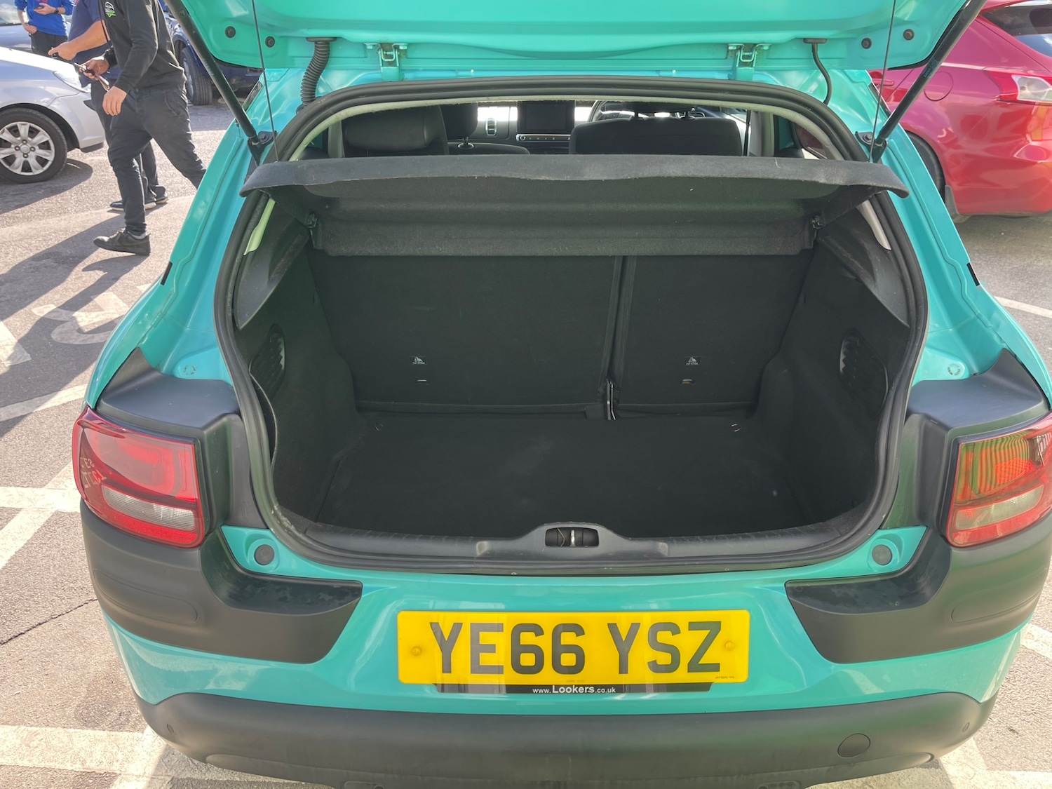 Used Citroen C4 Cactus 2016 for sale - 76697798: Photo 16