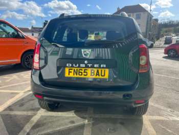 Used Dacia Duster 2015 for sale - 74729600: Photo