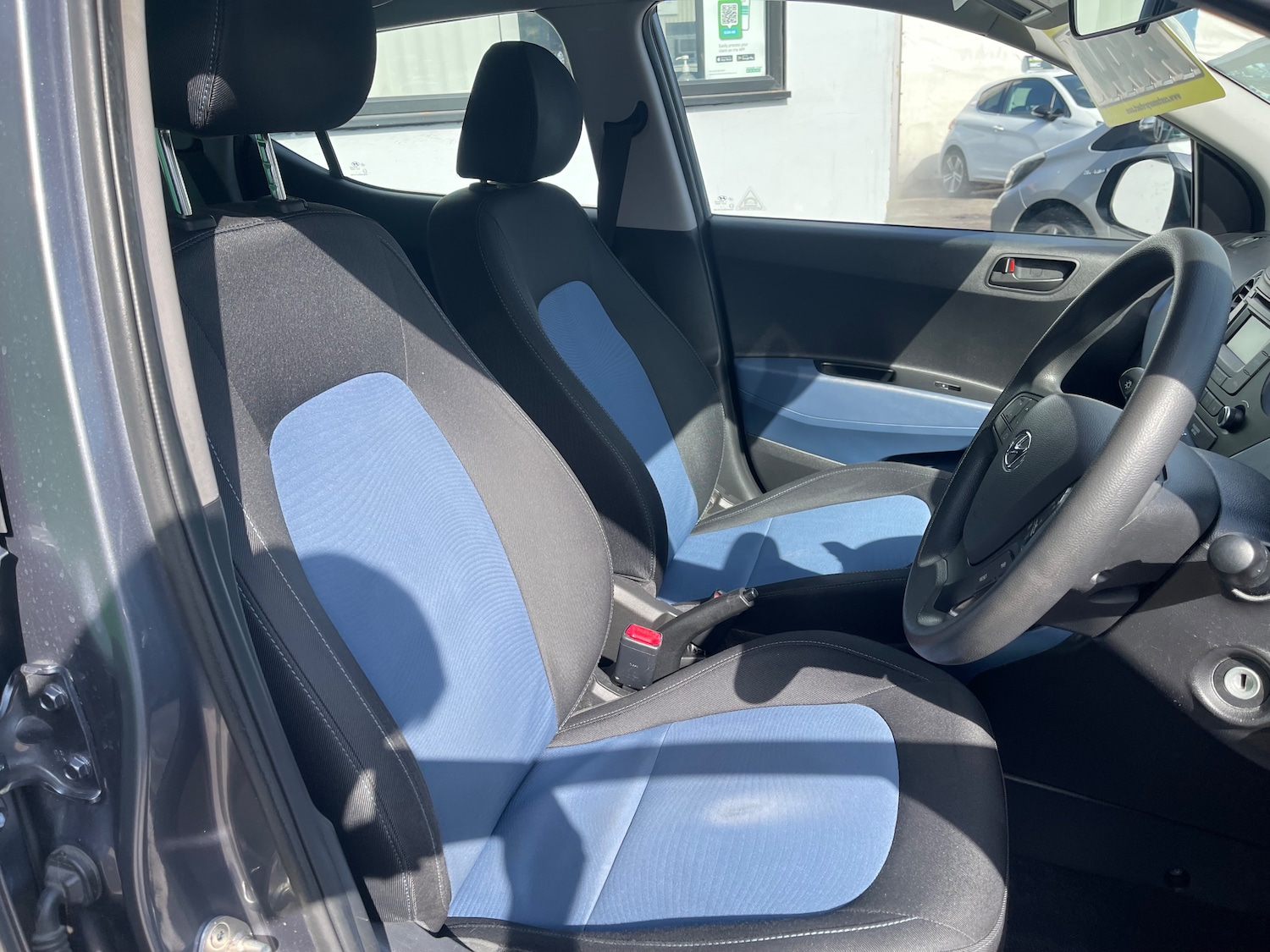 Used Hyundai i10 2014 for sale - 76211687: Photo 10